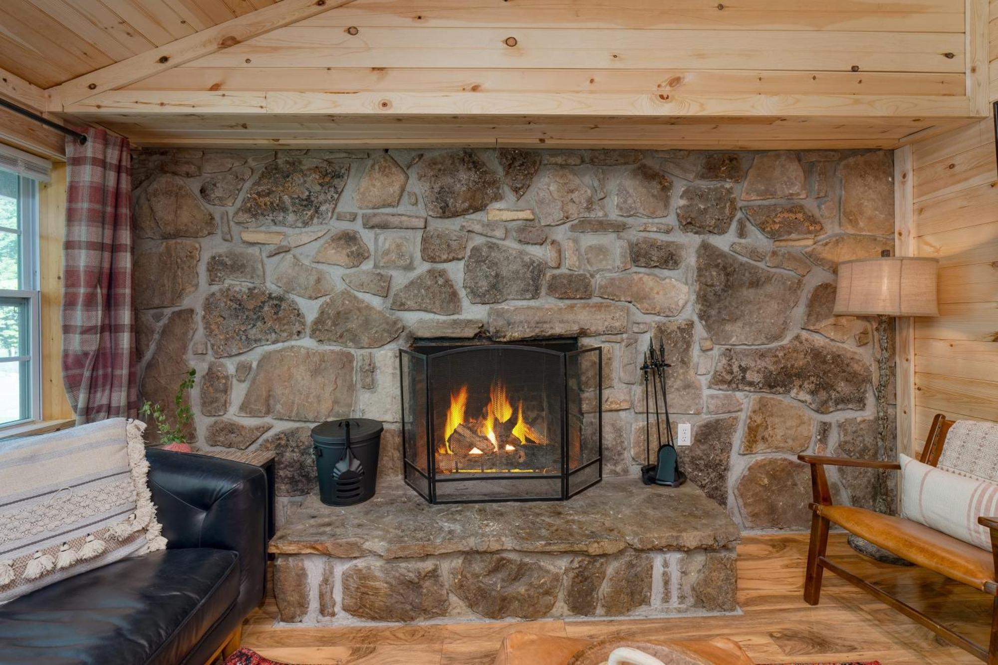 The Rustic By Avantstay Hot Tub Fire Pit Pool Table 5mins To Town * Gatlinburg